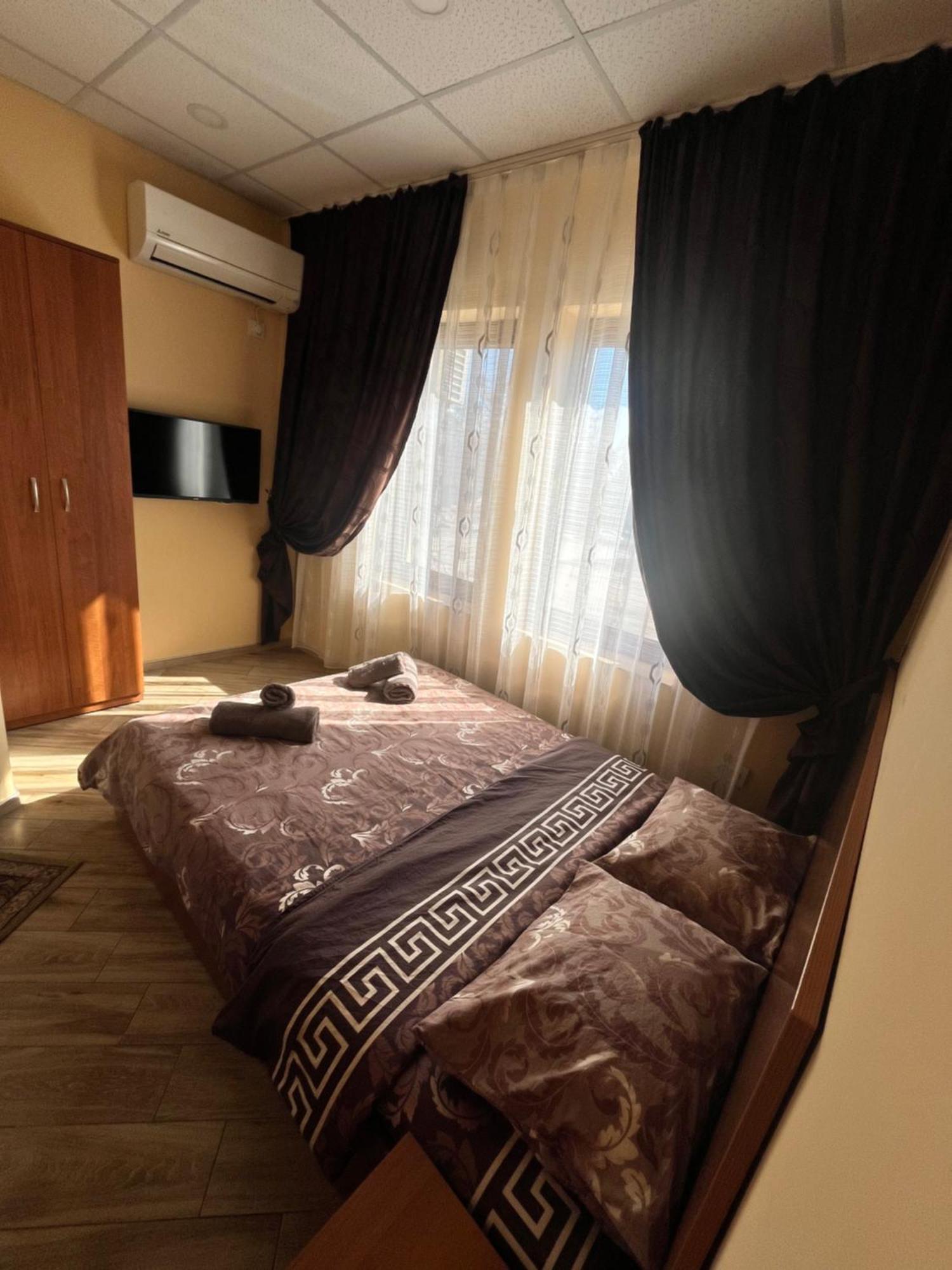 Guesthouse Zornitsa Хисаря Екстер'єр фото